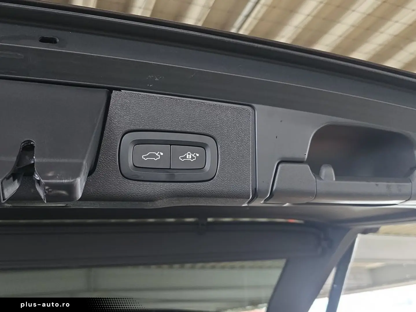 VOLVO XC60 B5 B AWD Core