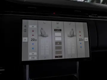 LAND ROVER Range Rover P615 SV