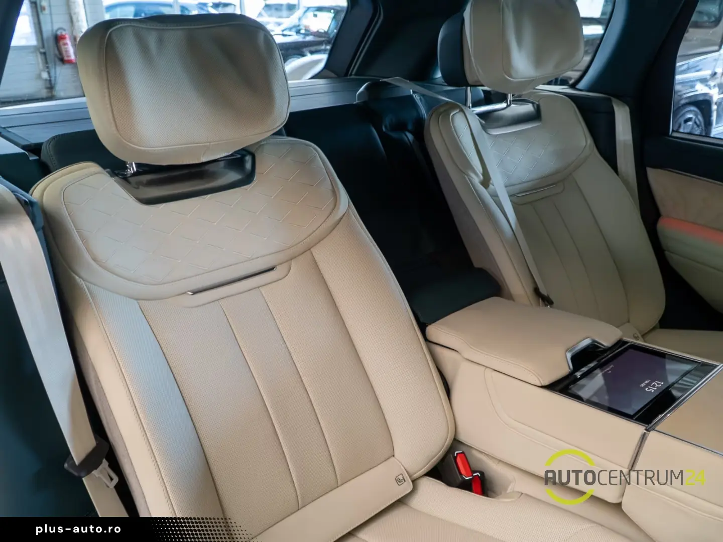 Land Rover Range Rover SV P615