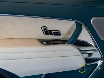 Land Rover Range Rover SV P615