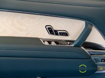 Land Rover Range Rover SV P615