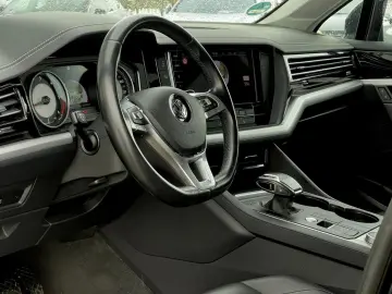 Volkswagen Touareg Gen-Iii-2018