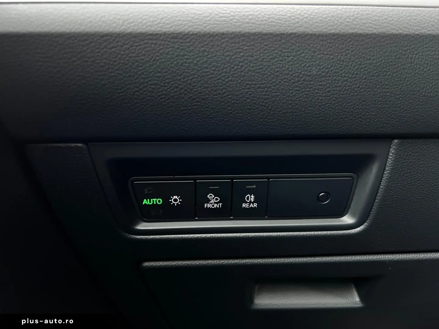 Volkswagen Touareg Gen-Iii-2018