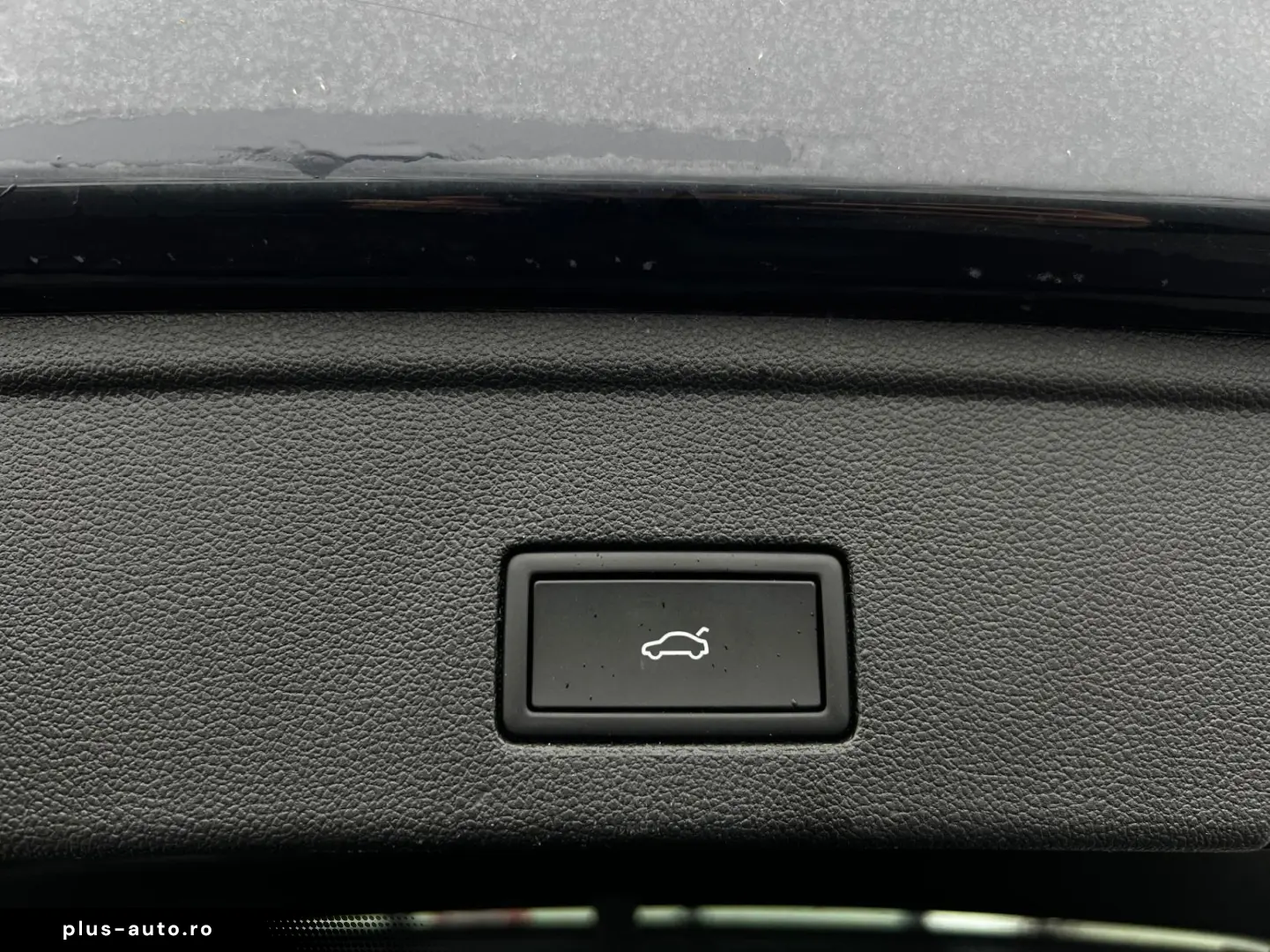 Volkswagen Touareg Gen-Iii-2018