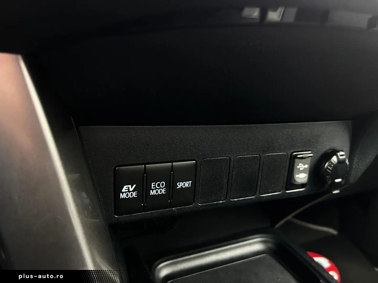 Toyota Rav-4 Gen-Iv-2012-2018