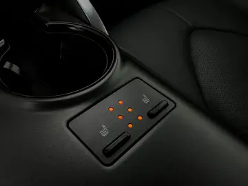 Toyota Camry Gen-Viii-2017