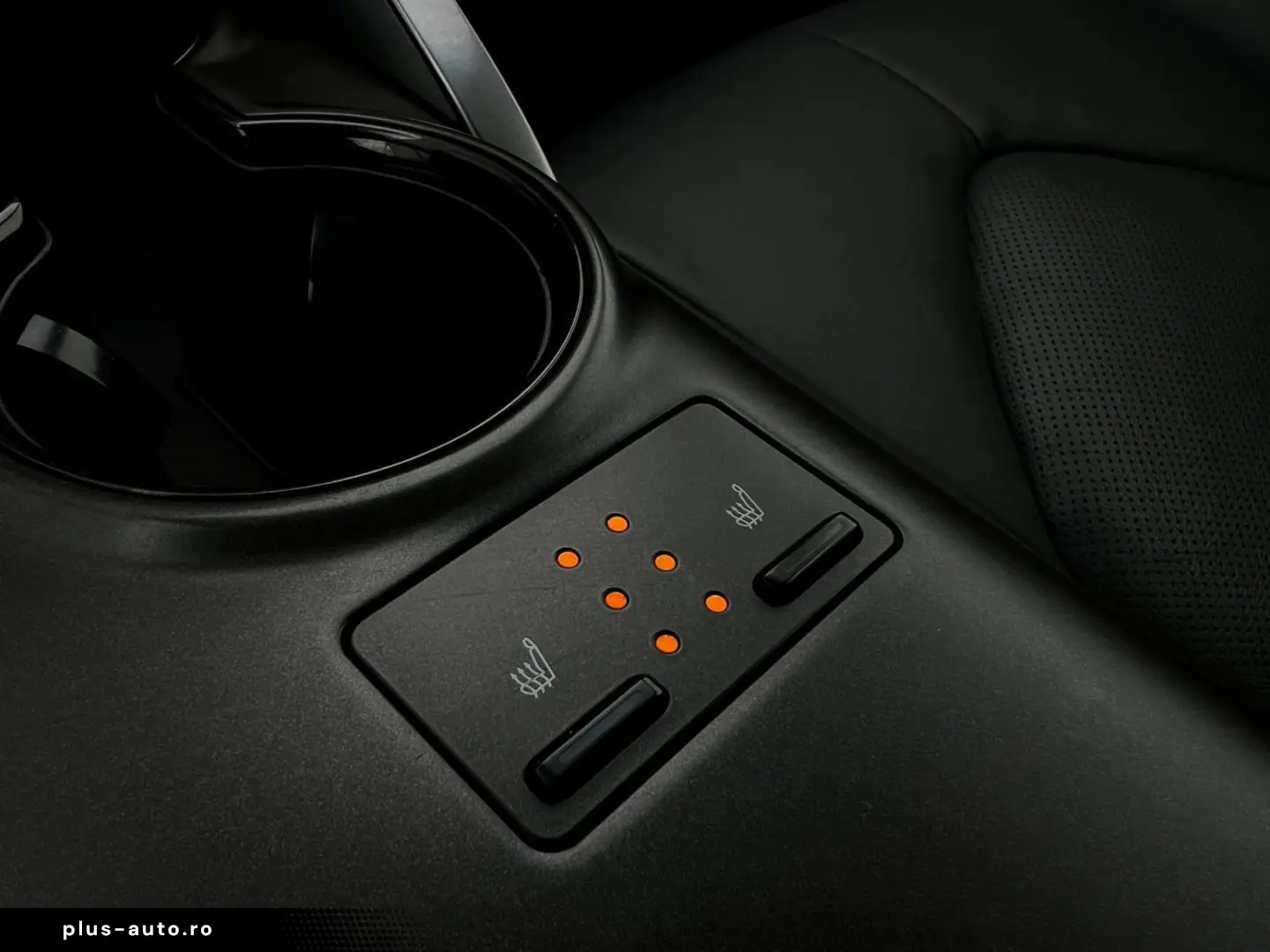 Toyota Camry Gen-Viii-2017