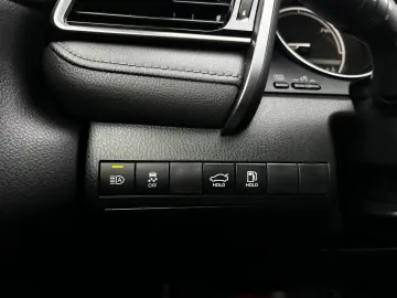 Toyota Camry Gen-Viii-2017