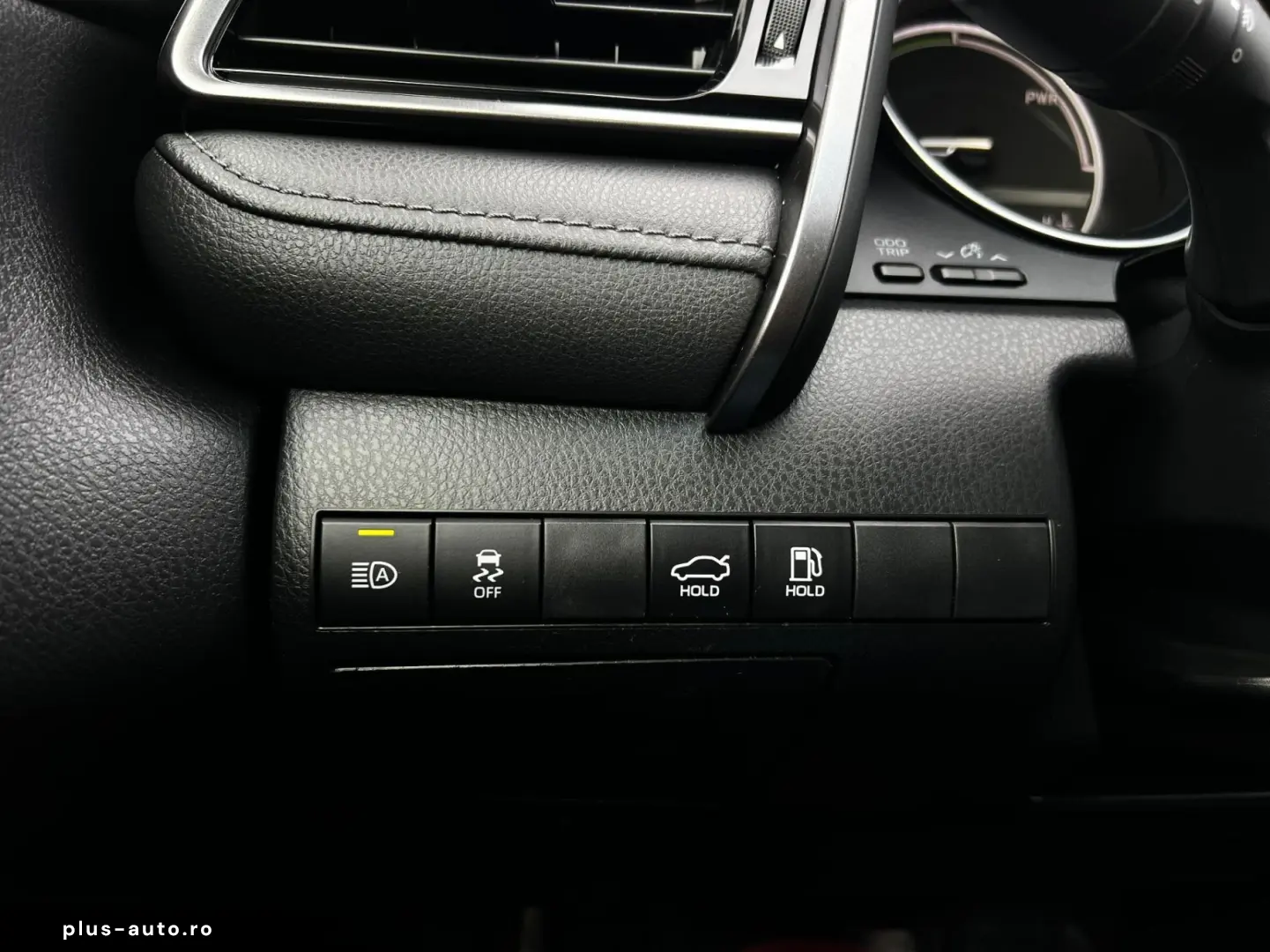 Toyota Camry Gen-Viii-2017