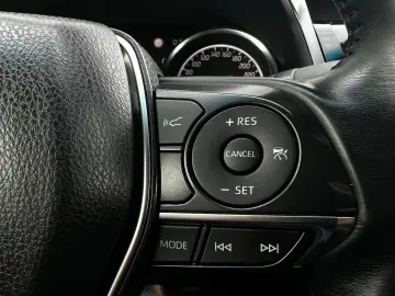 Toyota Camry Gen-Viii-2017