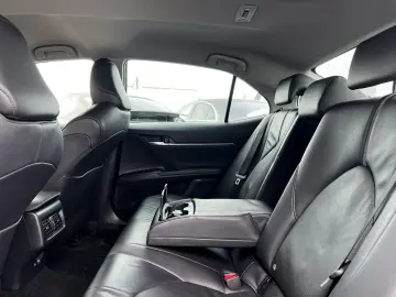 Toyota Camry Gen-Viii-2017