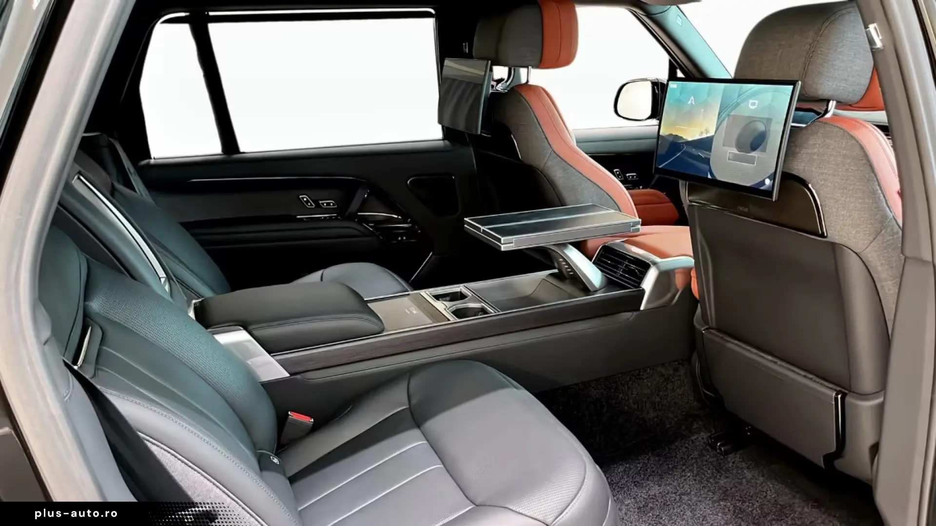 Range Rover SV P615 LWB