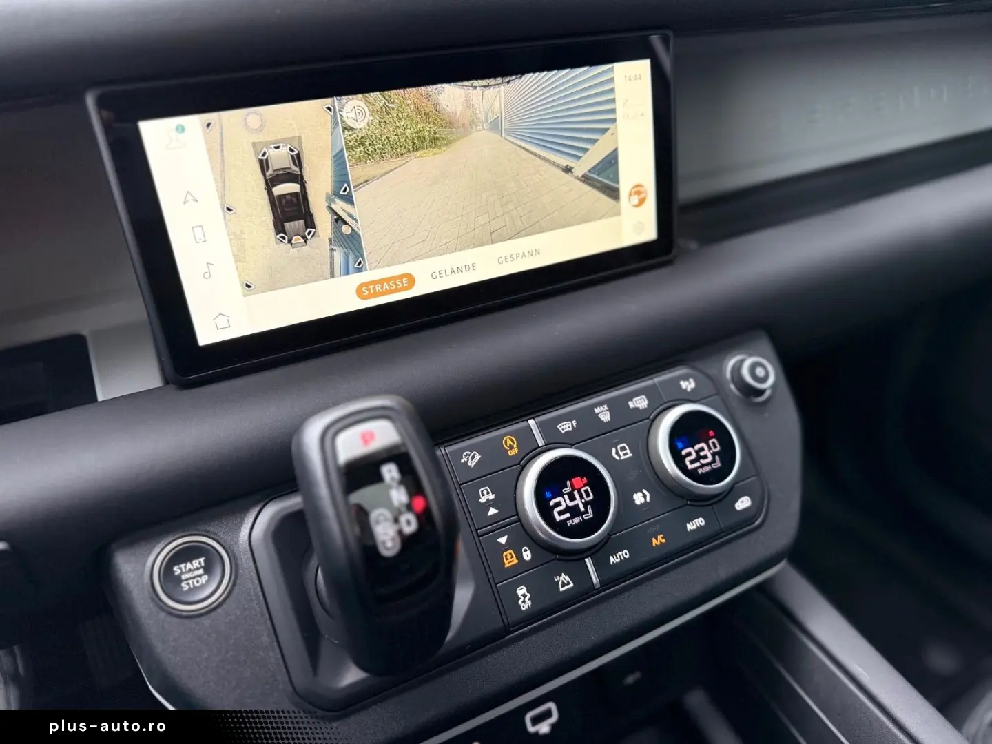 LAND ROVER Defender 110 S Black Gloss