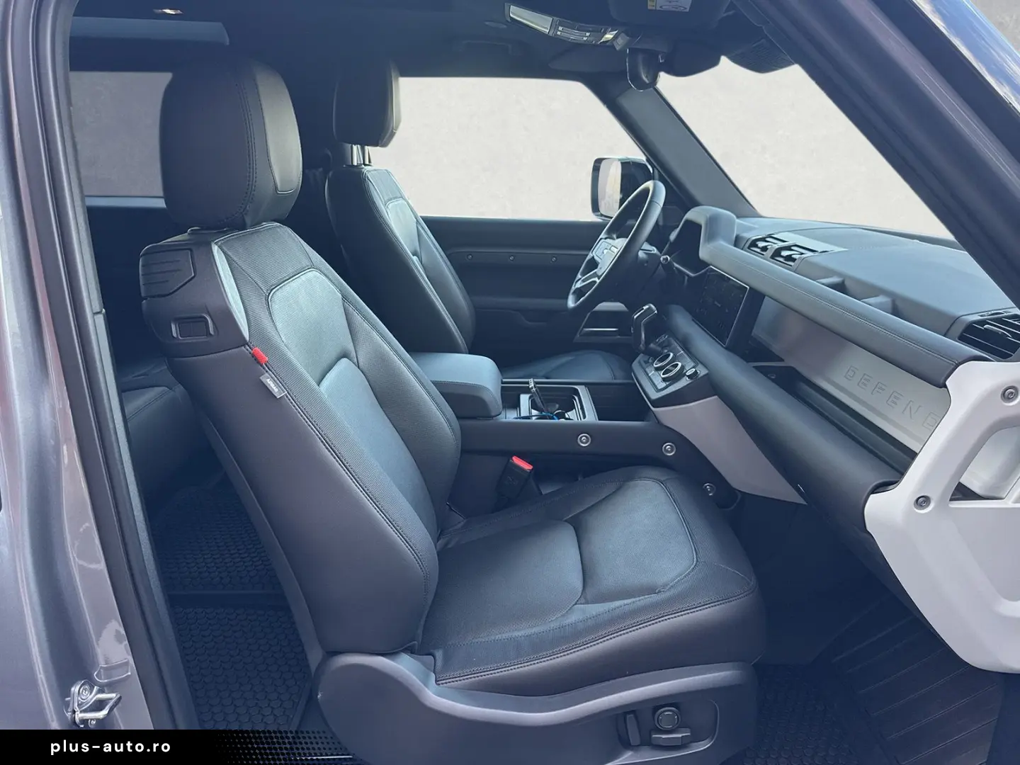 Land Rover Defender 90 D200 AWD X-DYNAMIC