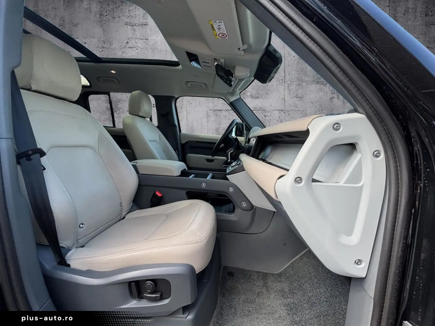 LAND ROVER Defender 110 P400 XS Edition