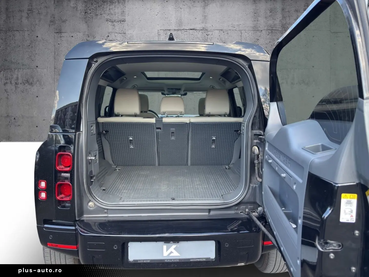 LAND ROVER Defender 110 P400 XS Edition