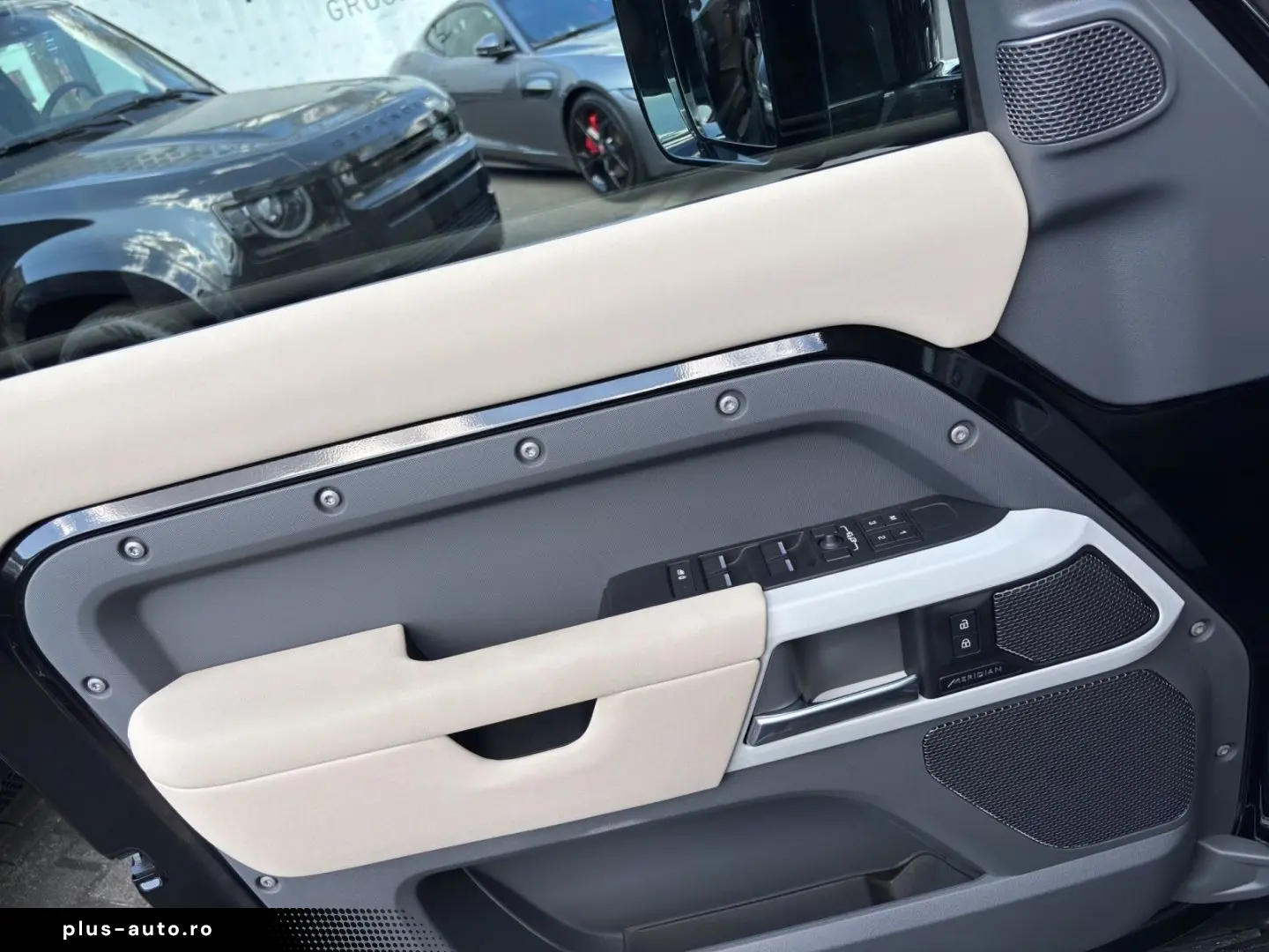 LAND ROVER Defender 110 P400 XS Edition