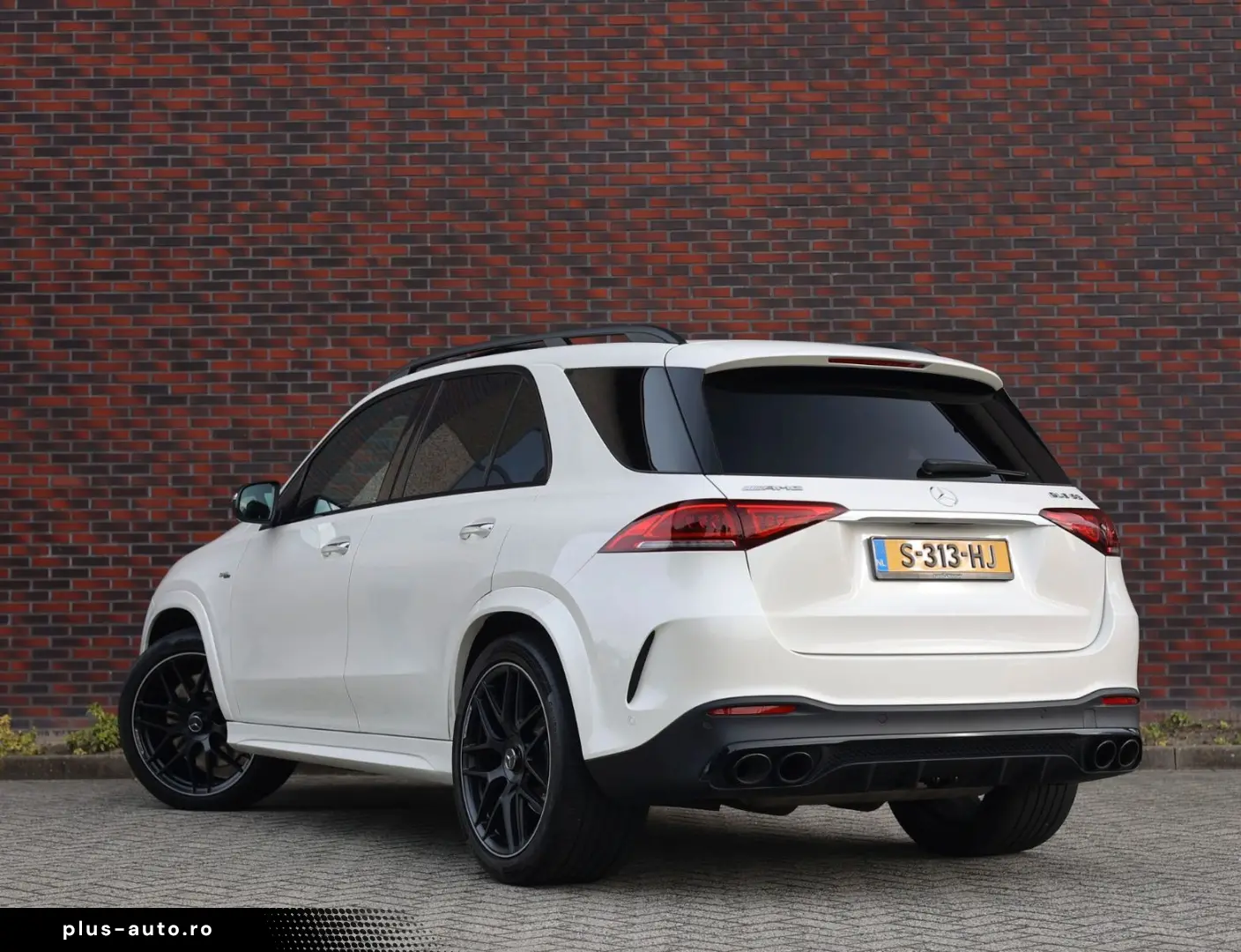 MERCEDES-BENZ GLE 53 AMG 4Matic   Rot Design - AHK - Pano