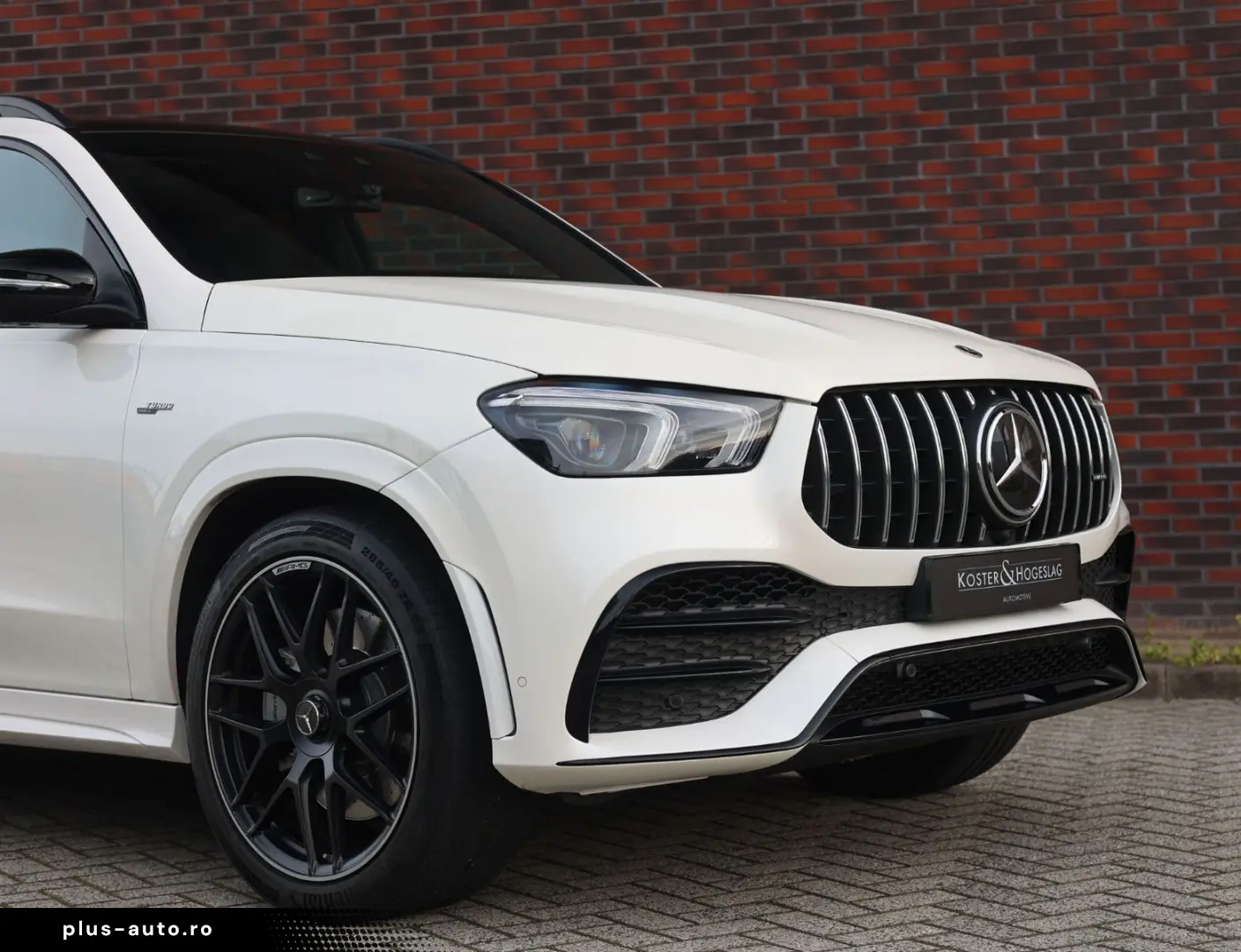 MERCEDES-BENZ GLE 53 AMG 4Matic   Rot Design - AHK - Pano