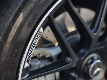 MERCEDES-BENZ GLE 53 AMG 4Matic   Rot Design - AHK - Pano