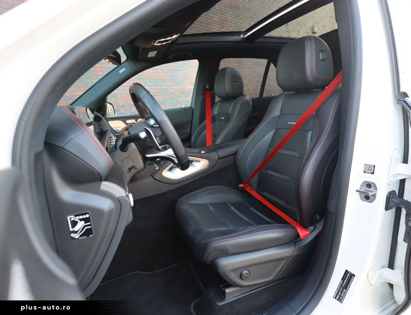 MERCEDES-BENZ GLE 53 AMG 4Matic   Rot Design - AHK - Pano