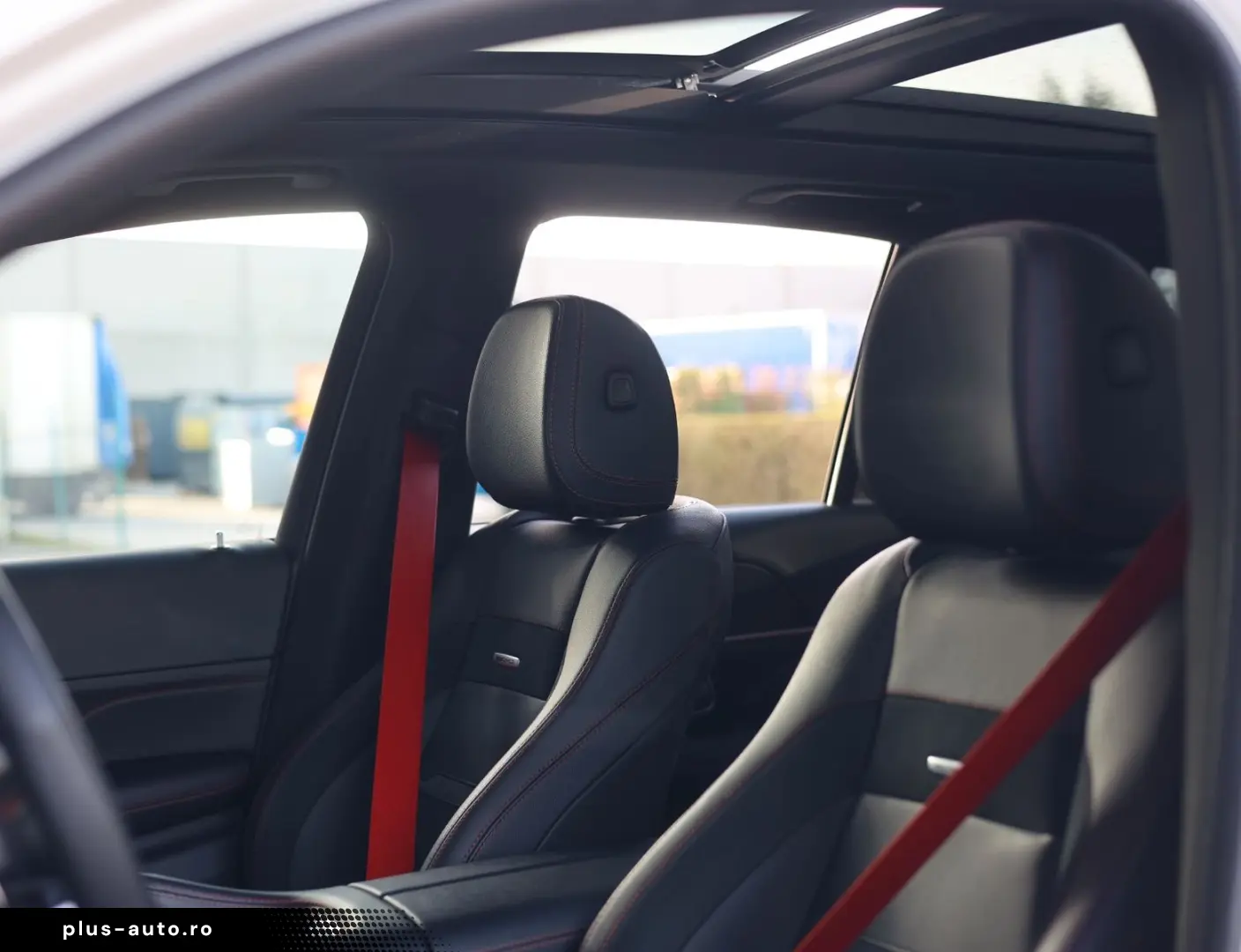 MERCEDES-BENZ GLE 53 AMG 4Matic   Rot Design - AHK - Pano