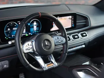 MERCEDES-BENZ GLE 53 AMG 4Matic   Rot Design - AHK - Pano