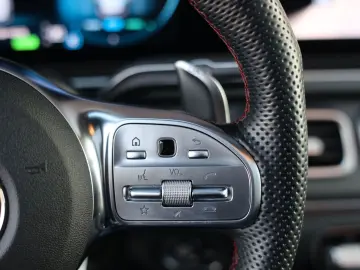 MERCEDES-BENZ GLE 53 AMG 4Matic   Rot Design - AHK - Pano