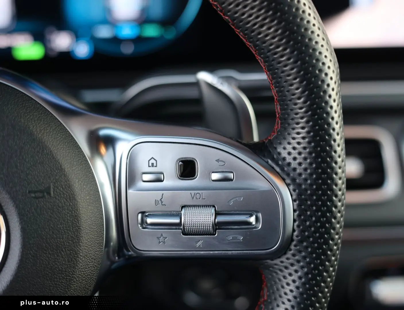 MERCEDES-BENZ GLE 53 AMG 4Matic   Rot Design - AHK - Pano