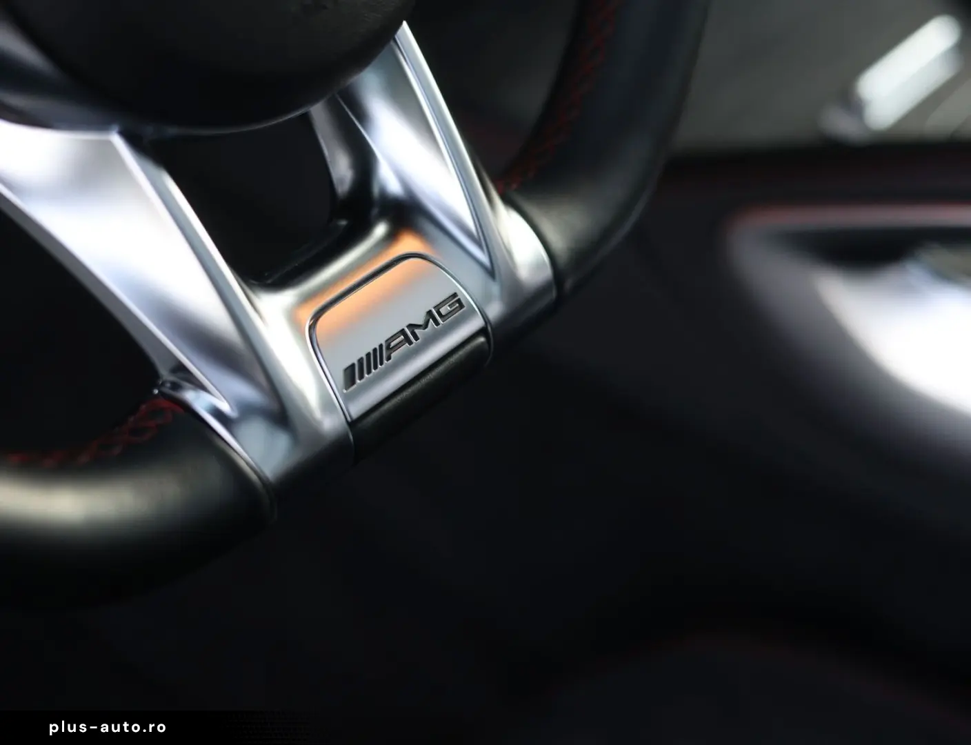 MERCEDES-BENZ GLE 53 AMG 4Matic   Rot Design - AHK - Pano