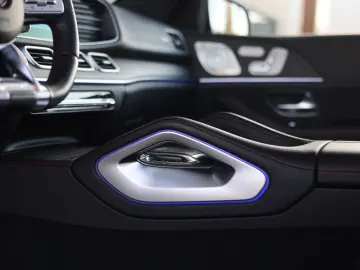 MERCEDES-BENZ GLE 53 AMG 4Matic   Rot Design - AHK - Pano