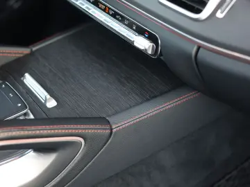 MERCEDES-BENZ GLE 53 AMG 4Matic   Rot Design - AHK - Pano