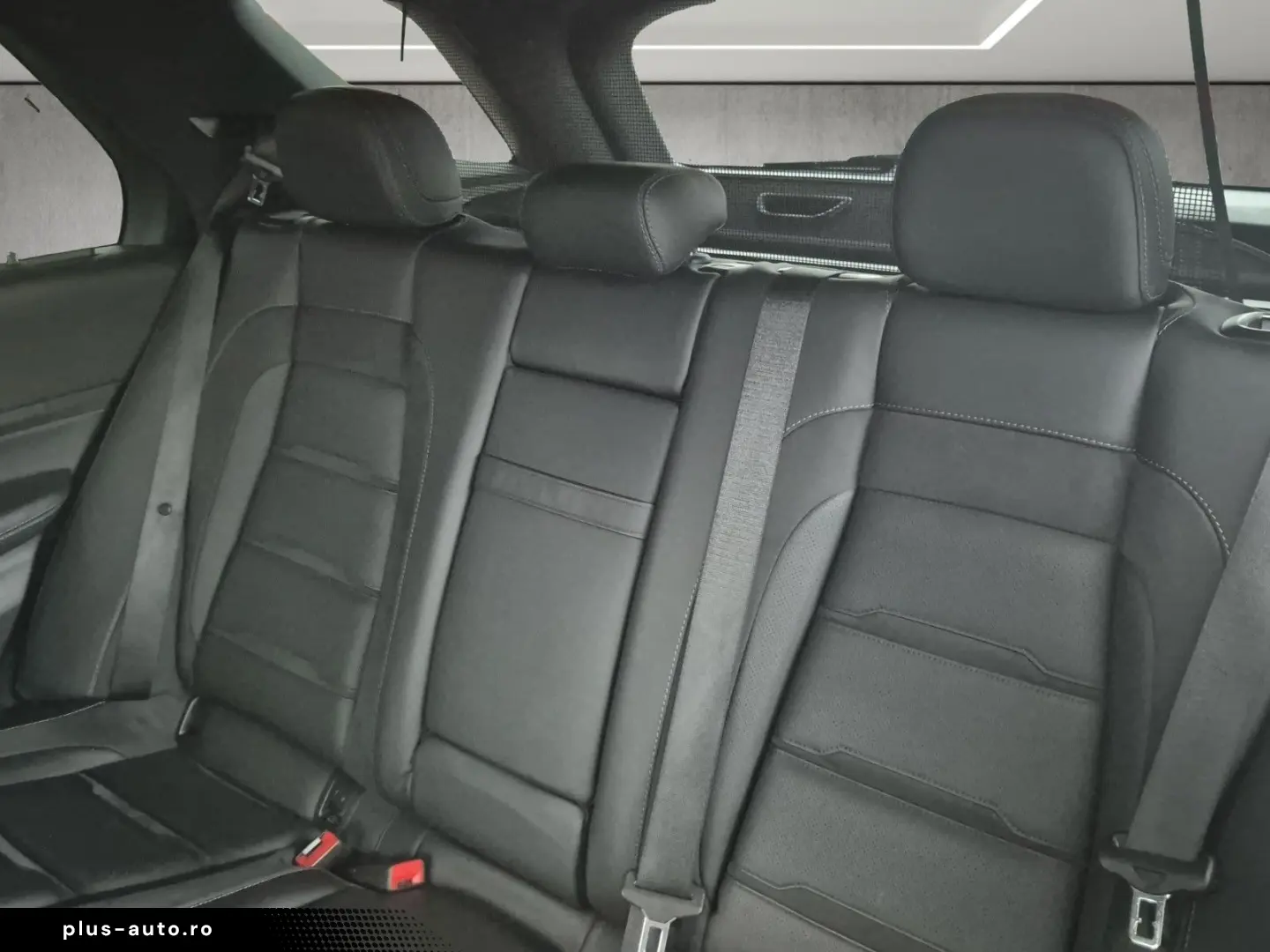 MERCEDES-BENZ GLE63 S AMG 4M Pano AHK Burmester Massage Luft