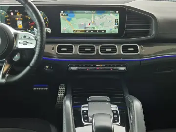 MERCEDES-BENZ GLE63 S AMG 4M Pano AHK Burmester Massage Luft