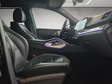 MERCEDES-BENZ GLE63 S AMG 4M Pano AHK Burmester Massage Luft