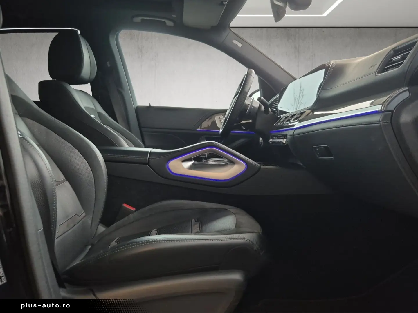 MERCEDES-BENZ GLE63 S AMG 4M Pano AHK Burmester Massage Luft