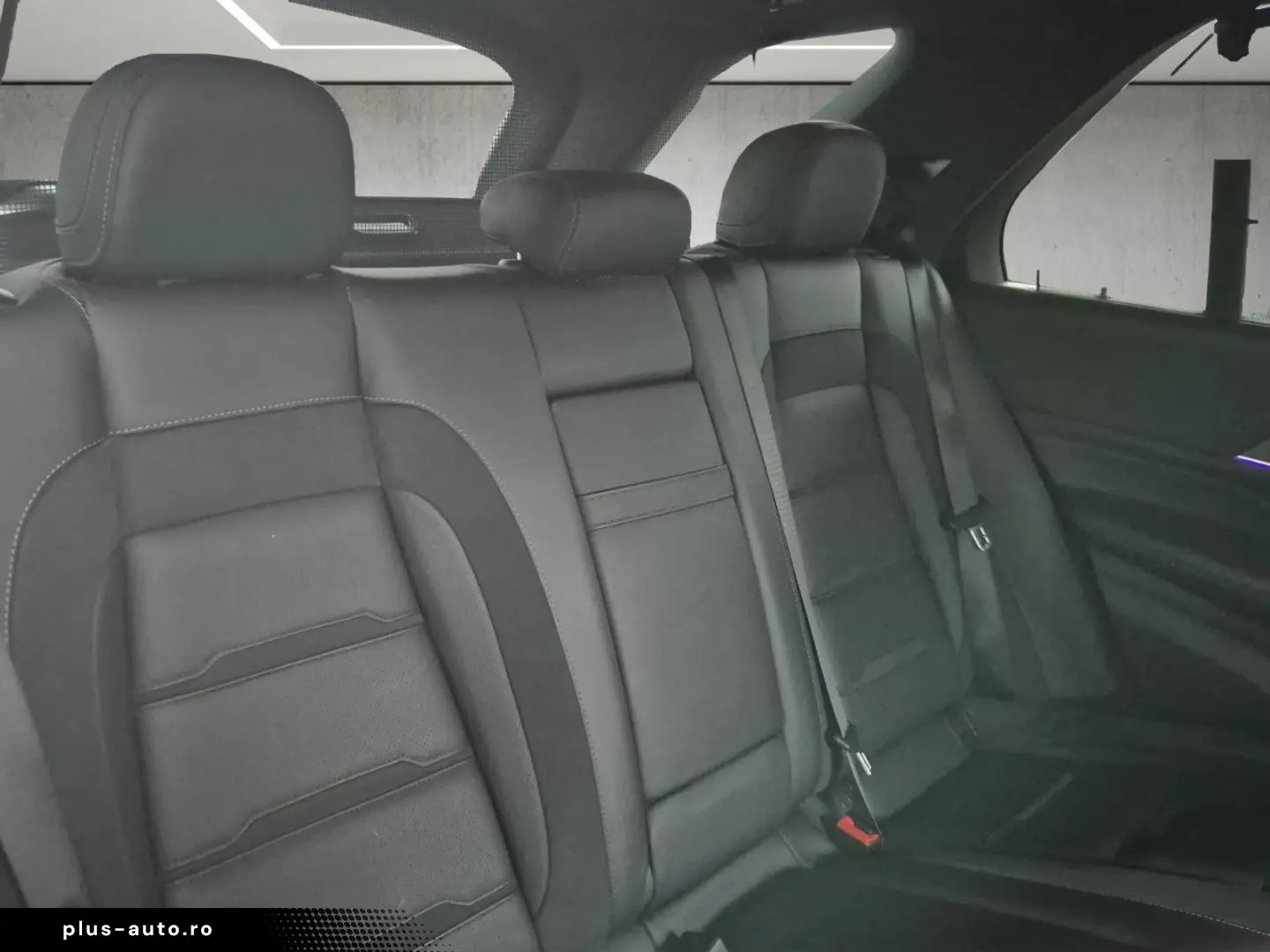 MERCEDES-BENZ GLE63 S AMG 4M Pano AHK Burmester Massage Luft