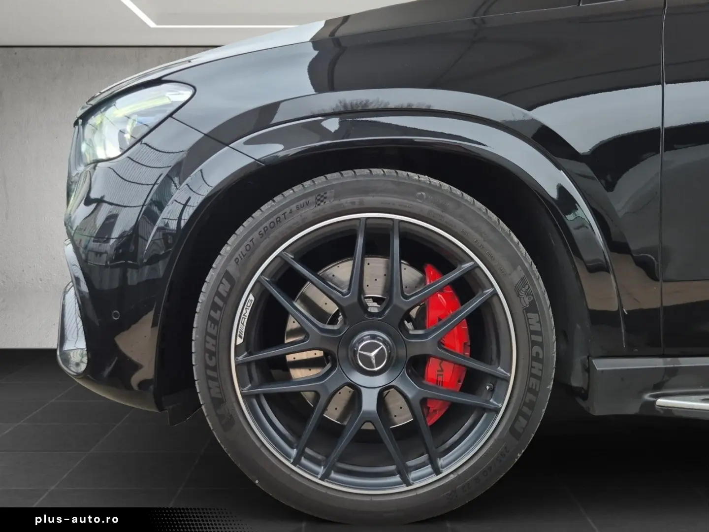 MERCEDES-BENZ GLE63 S AMG 4M Pano AHK Burmester Massage Luft