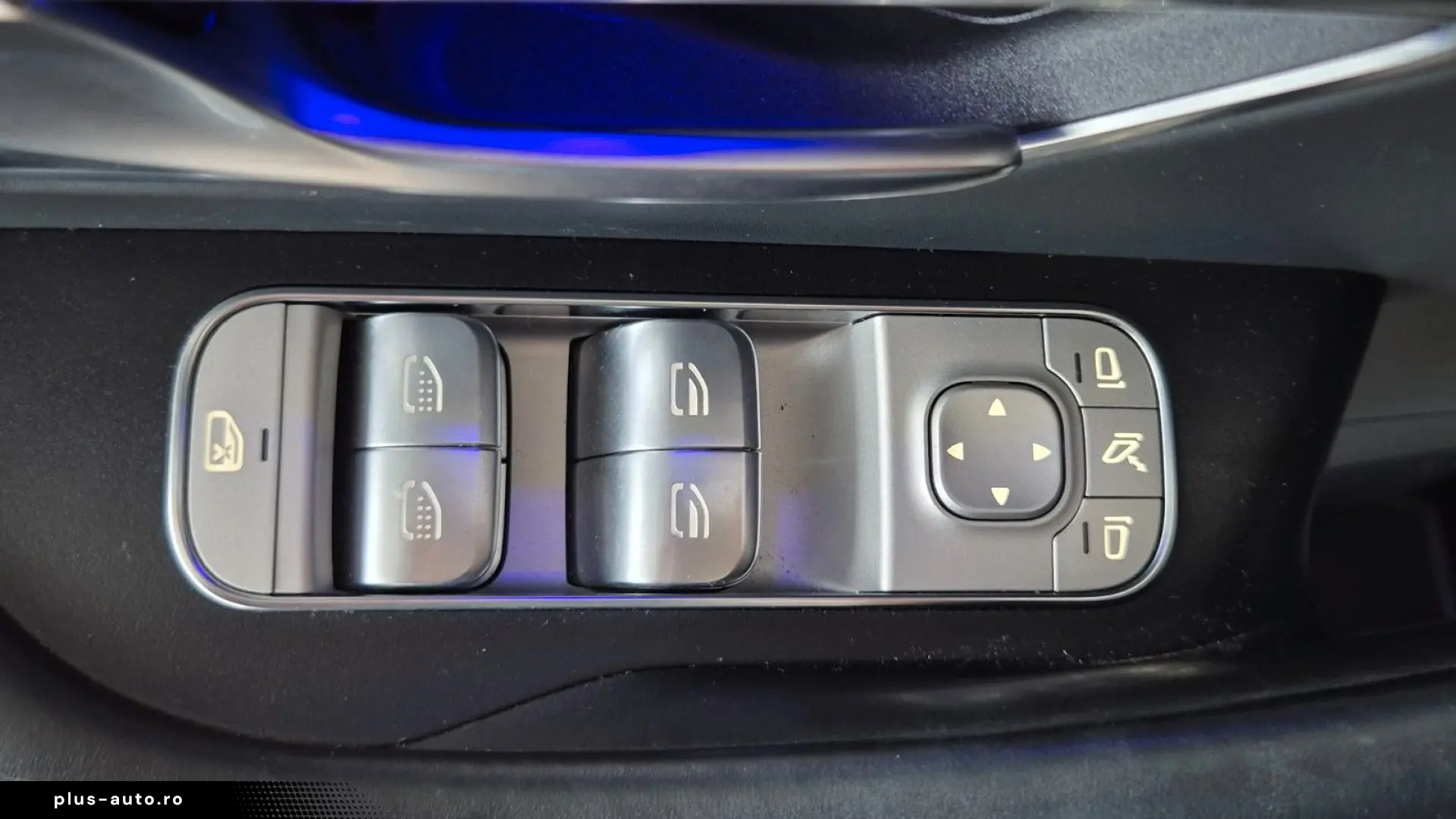 MERCEDES-BENZ GLE63 S AMG 4M Pano AHK Burmester Massage Luft