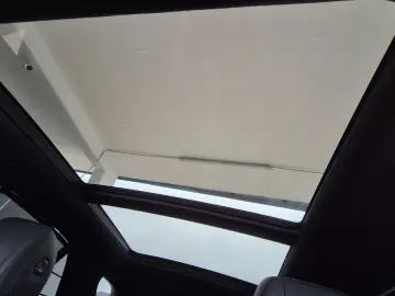 MERCEDES-BENZ GLE63 S AMG 4M Pano AHK Burmester Massage Luft