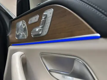 MERCEDES-BENZ GLE53 AMG 4M  1. HAND MASSAGE SITZ PANO DIST