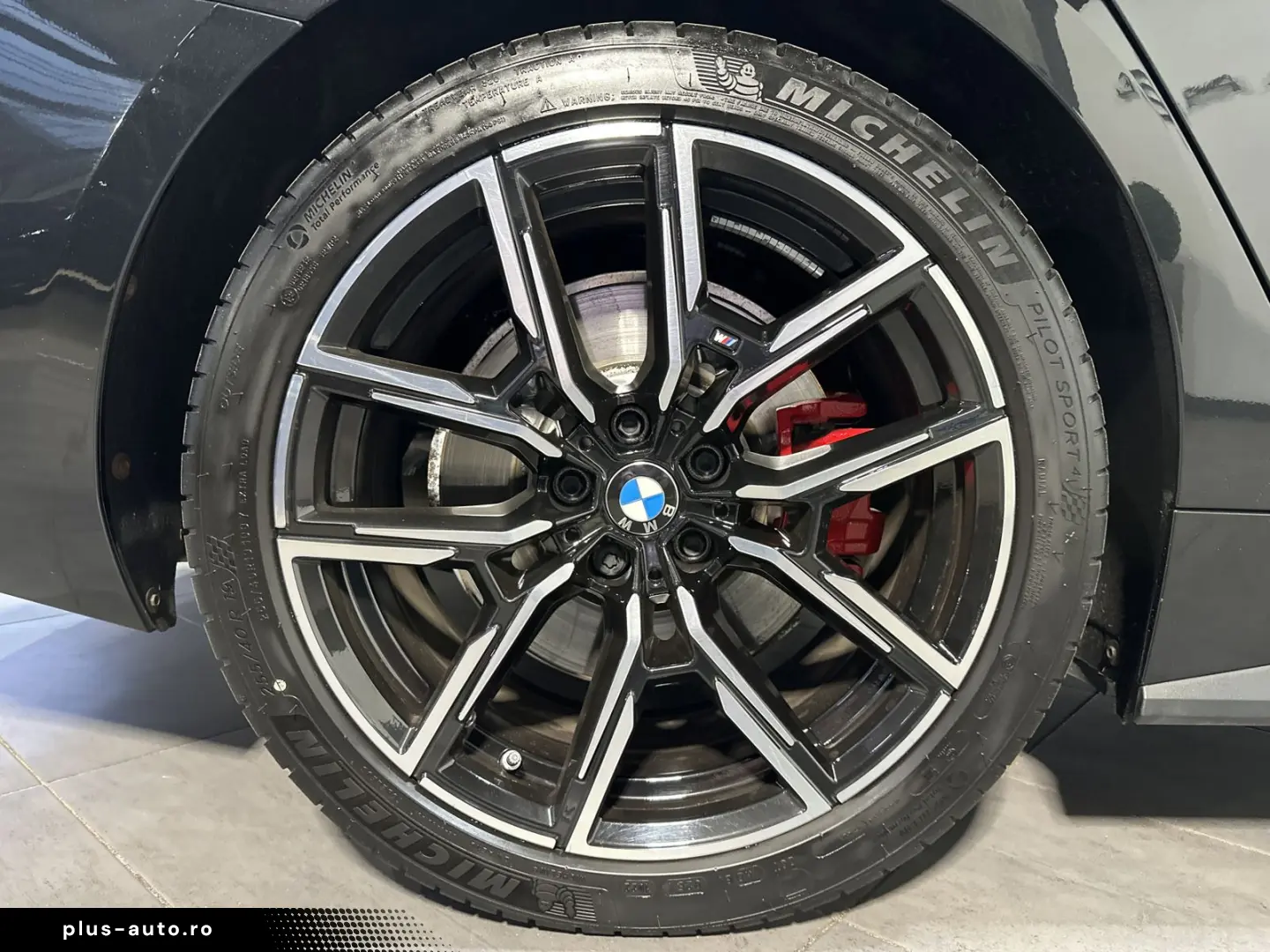 BMW M440i Gran Coupé xDrive NAV LED HEAD-UP AHK 19ZO