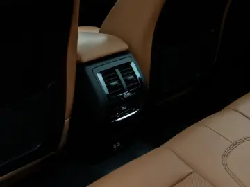 BMW X3 xD30i M Sport Panorama Kamera DAB HiFi Alarm