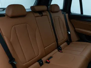 BMW X3 xD30i M Sport Panorama Kamera DAB HiFi Alarm