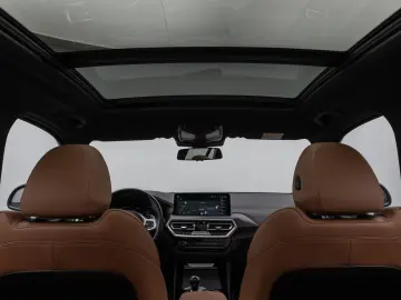 BMW X3 xD30i M Sport Panorama Kamera DAB HiFi Alarm