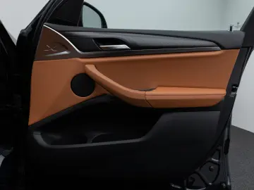 BMW X3 xD30i M Sport Panorama Kamera DAB HiFi Alarm