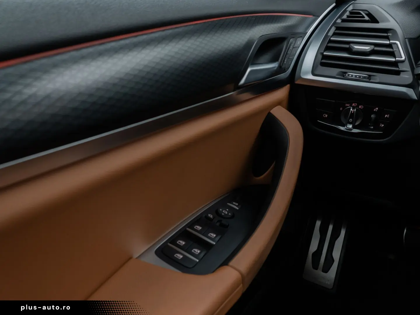 BMW X3 xD30i M Sport Panorama Kamera DAB HiFi Alarm