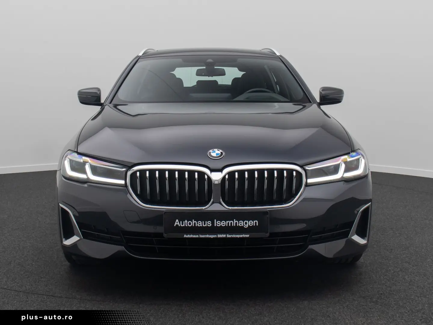 BMW 540i xD LuxuryLine Panorama H K DAB HUD Laser19