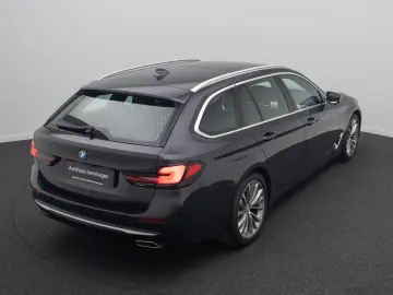 BMW 540i xD LuxuryLine Panorama H K DAB HUD Laser19