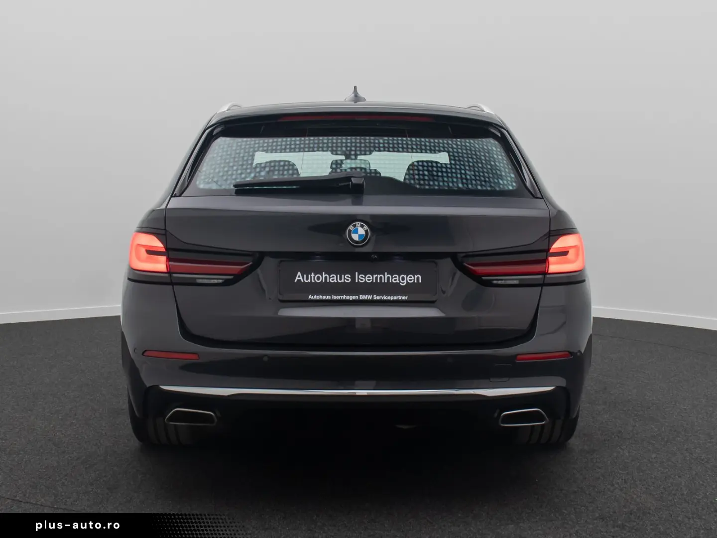 BMW 540i xD LuxuryLine Panorama H K DAB HUD Laser19